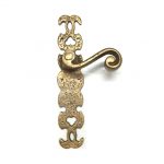 BRONZE SCROLL DESIGN LEVER LATCH HANDLE