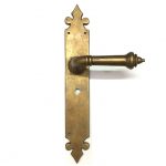 ORNATE LEVER PRIVACY HANDLE