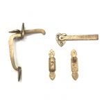 BRONZE LEAF HEAD THUMB LATCH